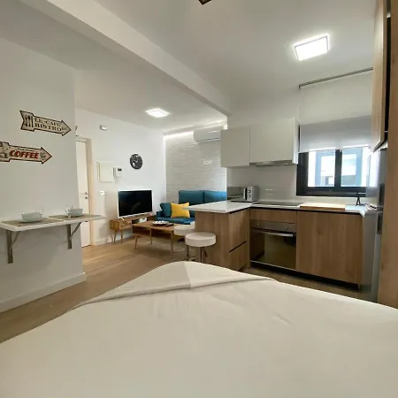 Lovely Private Center Apartament