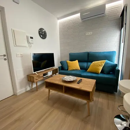 Lovely Private Center Apartament