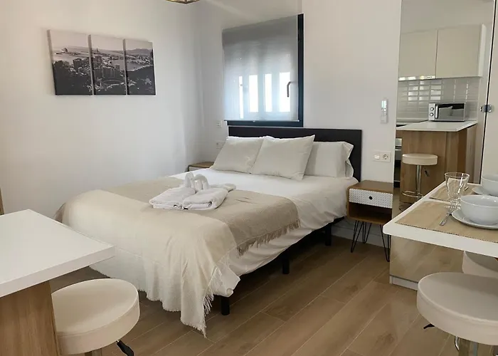 شقة Lovely Private Center مالقة
